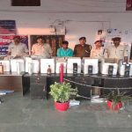 बिहार : मुजफ्फरपुर स्टेशन पर बुकिंग कर लायी गई शराब की 20 कार्टन जब्त, एक शख्स गिरफ्तार