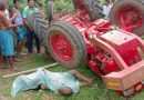 दुमका में ट्रैक्टर पलटने से झामुमो कार्यकर्ता की मौत, चालक की हालत गंभीर