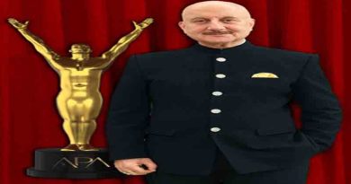 Anupam Kher