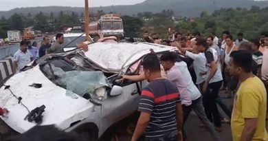 मुंबई-गोवा हाईवे पर जगबुडी नदी में गिरी कार, 5 लोगों की मौत