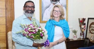 सीएम हेमंत सोरेन से यूनिसेफ की प्रतिनिधि सिन्थिया मेककेफरी ने की मुलाकात