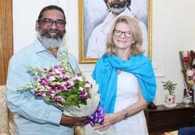 सीएम हेमंत सोरेन से यूनिसेफ की प्रतिनिधि सिन्थिया मेककेफरी ने की मुलाकात