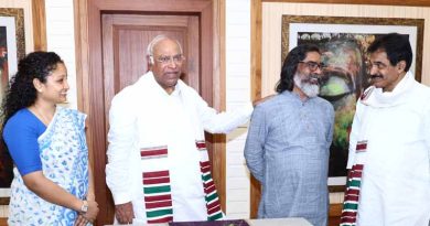 मुख्यमंत्री हेमंत सोरेन ने कांग्रेस अध्यक्ष मल्लिकार्जुन खड़गे से की मुलाकात