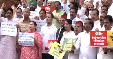 मानसून सत्र का दूसरा दिन, बिहार एसआईआर मुद्दे पर लोकसभा में विपक्ष का हंगामा