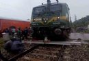 train derails